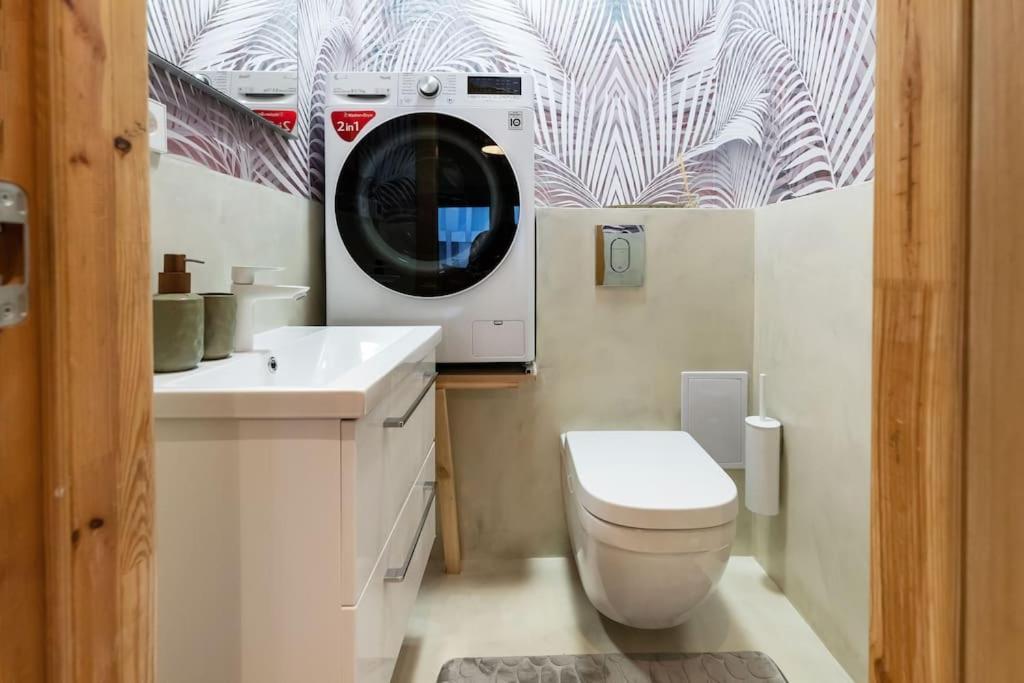 וילנה Luxury Apartment In Gedimino Av. מראה חיצוני תמונה